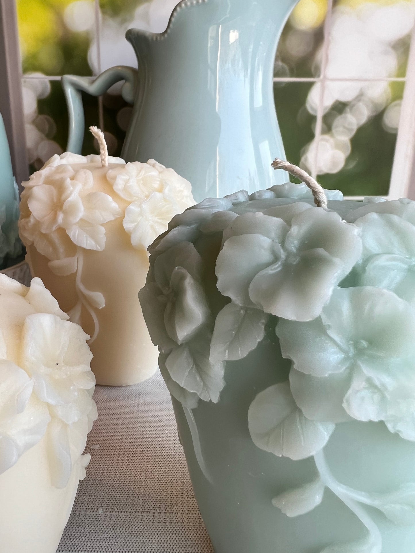 Nordic Floral Vase Candle